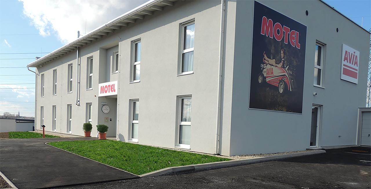 AVIA Motel Bisamberg Korneuburg Bagian luar foto